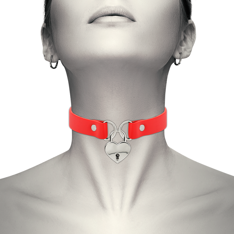 FLIRTATIEVE CHIQUE WENS - RODE VEGAN LEREN KETTING MET HART ACCESSOIRE MET SLEUTEL