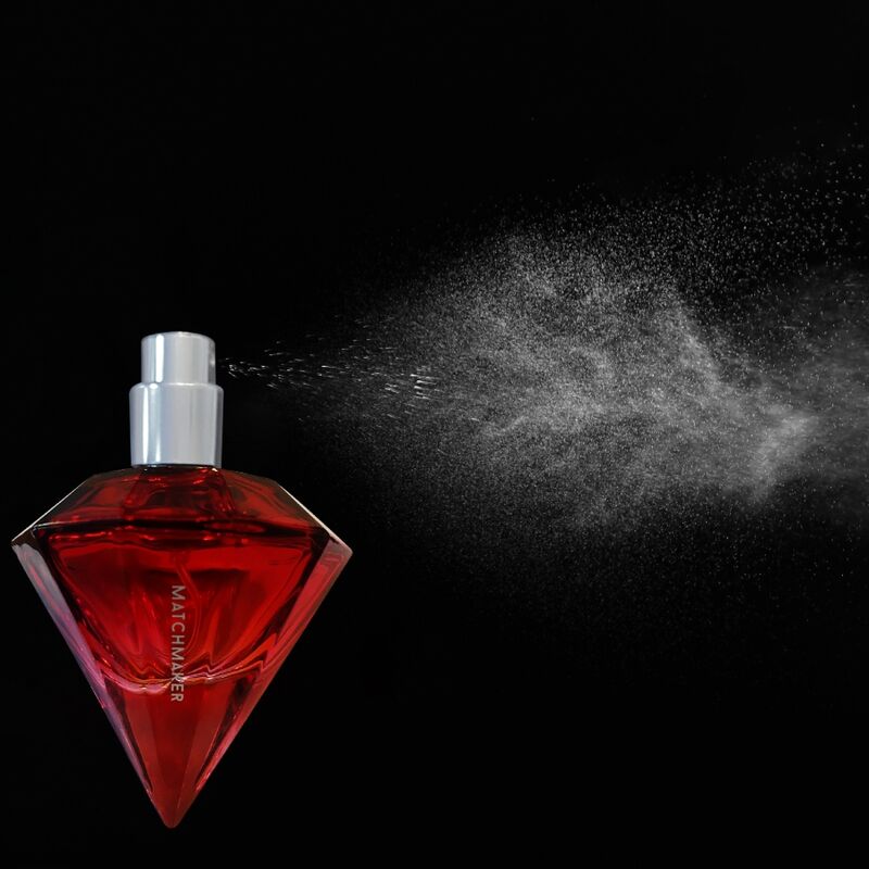 EYE OF LOVE - MATCHMAKER RED DIAMOND FEROMOON PARFUM TREK HEM AAN 30 ML