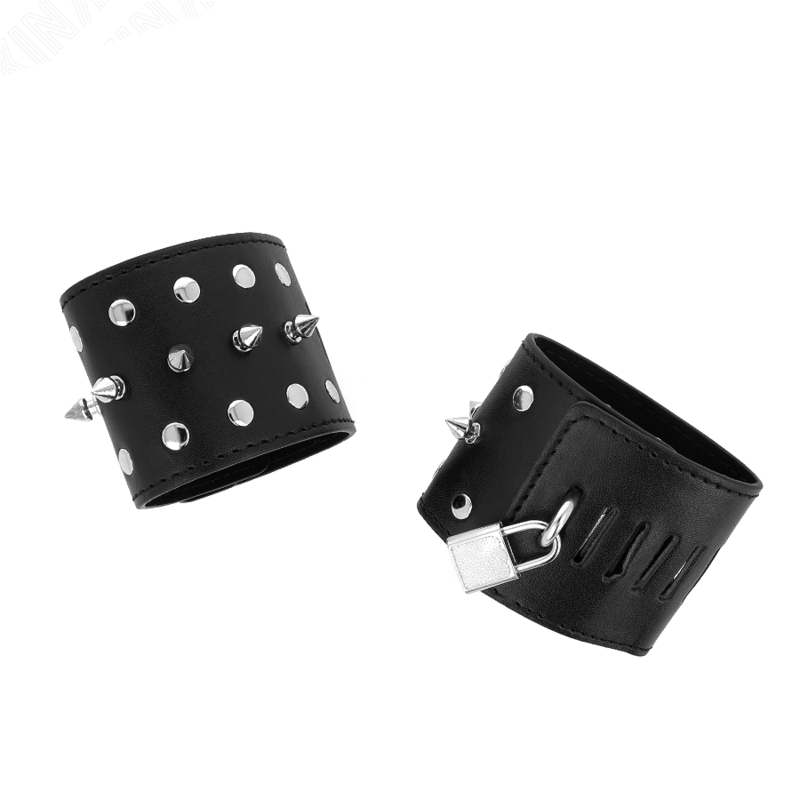 KINK - PUNK POLSBANDJES MET SPIKES 25 X 6 CM
