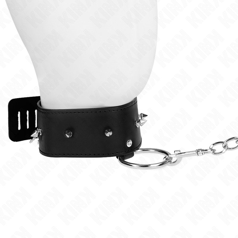 KINK - HALSBAND 65 CM MET LIJN MET ZILVEREN STUDS MODEL 2 VERSTELBAAR 36-43 CM X 5 CM