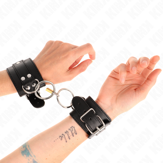 KINK - O-RING GEBLOKKEERDE POLSBANDEN ZWART VERSTELBAAR 20-28 CM X 5.5 CM