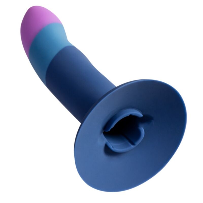 ROMP - PICCOLO HARNAS + SILICONEN DILDO MET DRIEKLEURIGE ZUIGNAP 14 CM