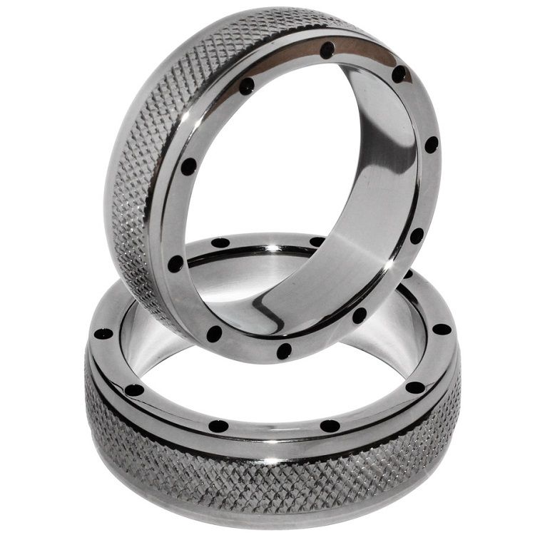 METALLEN HARD - METALEN RING VOOR PENIS EN TESTIKELS 40MM
